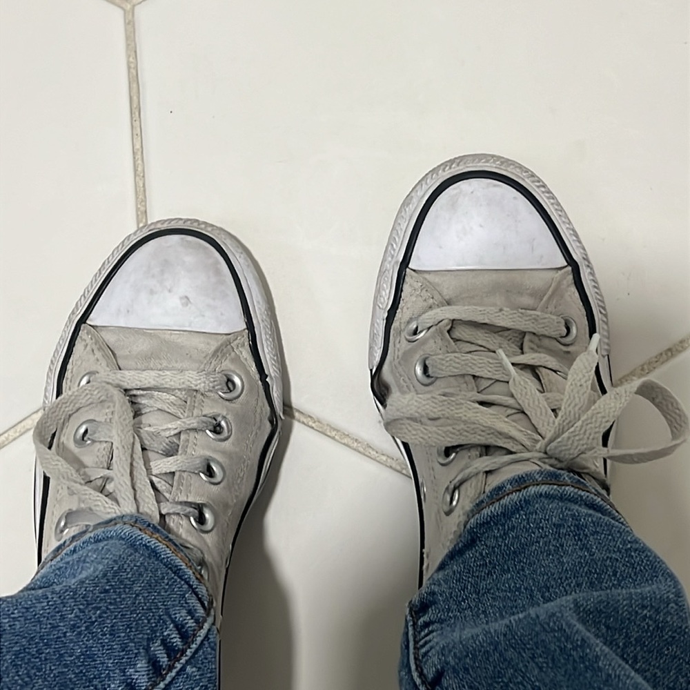 Converse / Worn converse not new